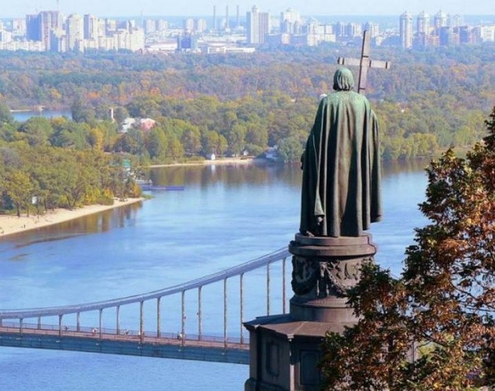 Оцінка у Києві